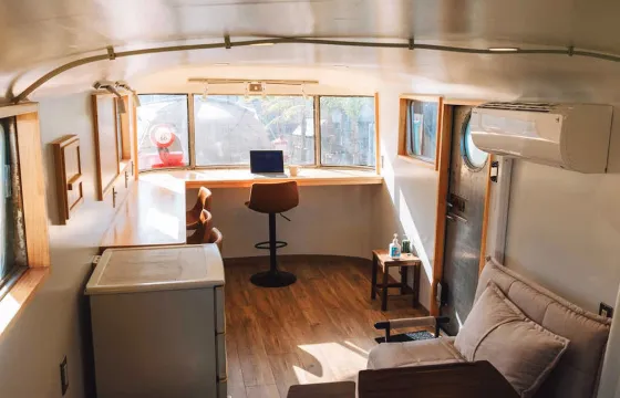 トレーラーハウス内観