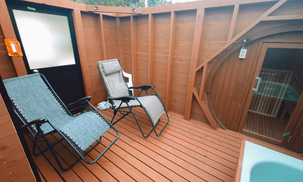 サウナエリアに設置されたインフィニティチェア